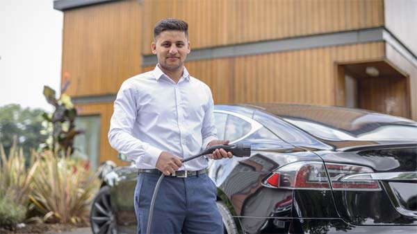 அமெரிக்காவிற்கு ஷாக் கொடுத்த 2 இந்திய இளைஞர்கள்... என்ன செய்தார்கள் என தெரிந்தால் பெருமைப்படுவீர்கள் அமெரிக்காவிற்கு ஷாக் கொடுத்த 2 இந்திய இளைஞர்கள்... என்ன செய்தார்கள் என தெரிந்தால் பெருமைப்படுவீர்கள்