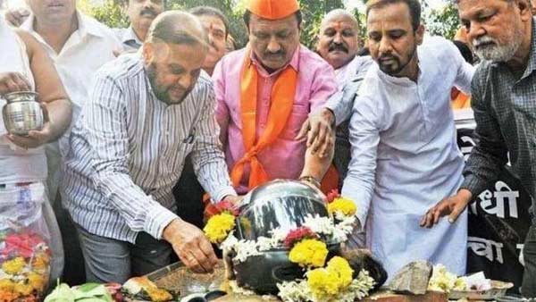 ஹெல்மெட்டிற்கு இறுதி சடங்கு நடத்திய பாஜகவினர்... காரணம் என்னவென்று தெரிந்தால் கோவப்படுவீர்கள்...