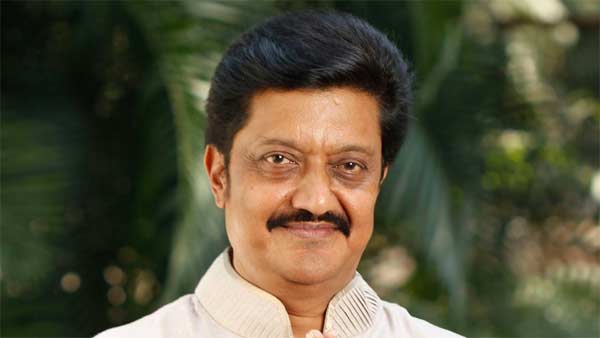 ஹெல்மெட்டிற்கு இறுதி சடங்கு நடத்திய பாஜகவினர்... காரணம் என்னவென்று தெரிந்தால் கோவப்படுவீர்கள்...