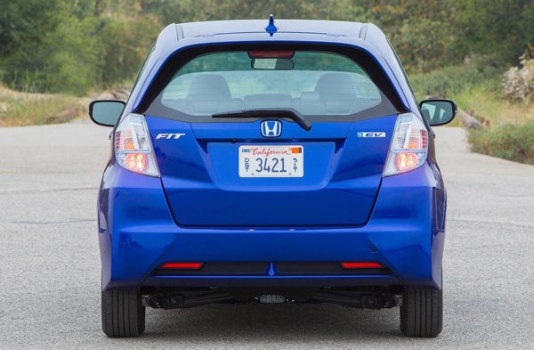 புதிய ஹோண்டா ஜாஸ் எலெக்ட்ரிக் கார் இந்தியாவில் சோதனை!