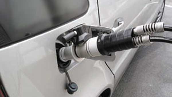 மிக குறைந்த செலவில் ஒரு லட்சம் கிமீ பயணம்... வாகன ஓட்டிகளை வியப்பில் ஆழ்த்தும் புதிய தொழில்நுட்பம்...