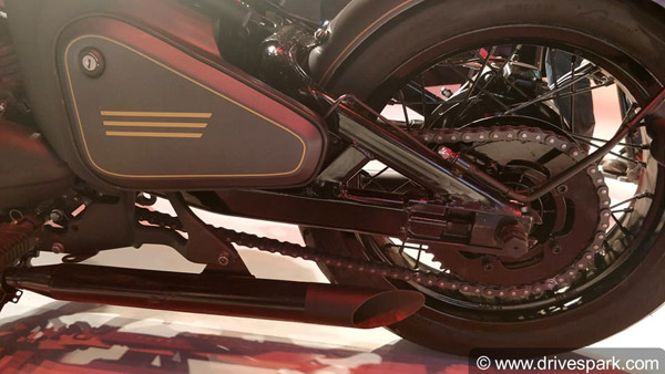 புத்தம் புதிய ஜாவா பைக் குறித்த அறிவிப்பு வெளியானது... ராயல் என்பீல்டு பதற்றம் அடைய காரணம் இதுதான்...