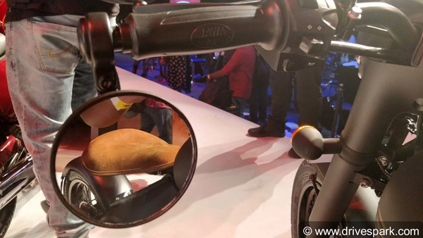 புத்தம் புதிய ஜாவா பைக் குறித்த அறிவிப்பு வெளியானது... ராயல் என்பீல்டு பதற்றம் அடைய காரணம் இதுதான்...