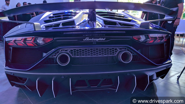 புதிய லம்போர்கினி அவென்டேடார் எஸ்விஜே கார் விற்பனைக்கு அறிமுகம்!