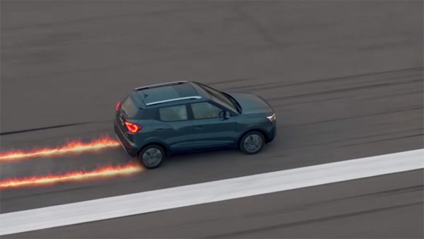 மஹிந்திரா எக்ஸ்யூவி300 எஸ்யூவியில் டிரிஃப்ட் அடித்த கவரவ் கில்!