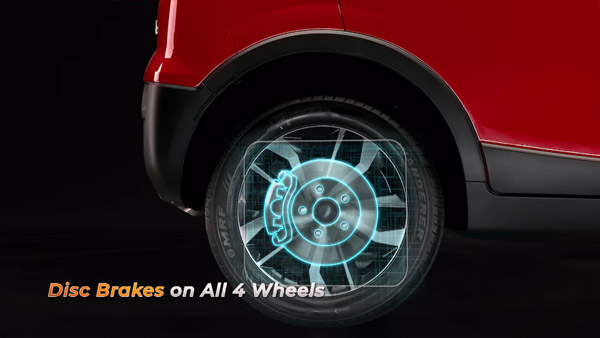 மஹிந்திரா எக்ஸ்யூவி300 எஸ்யூவியின் அசத்தும் பாதுகாப்பு அம்சங்கள்!