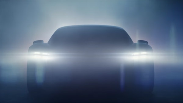 வெறும் 4 நிமிடம் சார்ஜ் செய்தால் 100 கிமீ பயணம்... உலகை கலக்க வரும் புதிய எலெக்ட்ரிக் கார் இதுதான்