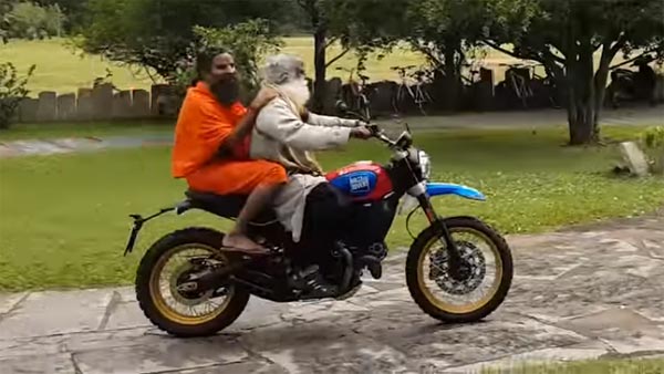 மீண்டும் ஒரு ஆடம்பர பைக்கை வாங்கிய ஜக்கி வாசுதேவ்... விலை எவ்வளவு என தெரிந்தால் கோவப்படுவீர்கள்...