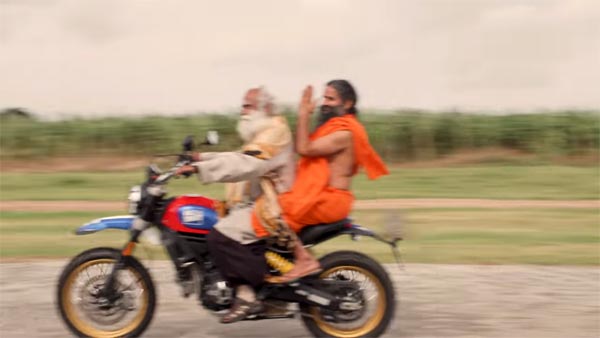 மீண்டும் ஒரு ஆடம்பர பைக்கை வாங்கிய ஜக்கி வாசுதேவ்... விலை எவ்வளவு என தெரிந்தால் கோவப்படுவீர்கள்...