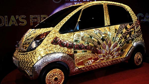 இவரிடம் உள்ள கார்களின் விலை மட்டும் 2,78,10,00,00,000 ரூபாய்! இந்த 'ஏழை' பற்றி தெரிந்தால் ஷாக் உறுதி