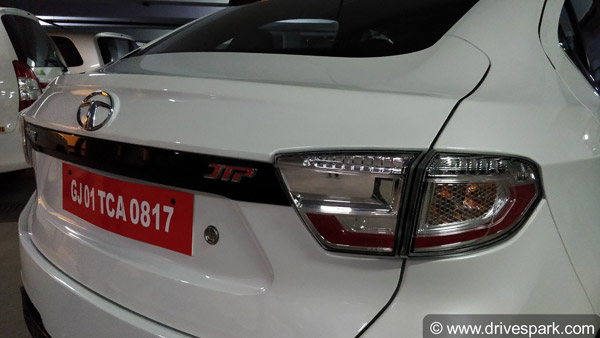 பட்ஜெட் கார்... டாடா டிகோர் ஜேடிபி டெஸ்ட் டிரைவ்! 