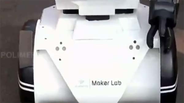 டிராபிக் ரோபோ லஞ்சம் வாங்குமா? சேலத்தில் அறிமுகம் செய்ததால் எடப்பாடிக்கு எதிராக கிளம்பியது சர்ச்சை