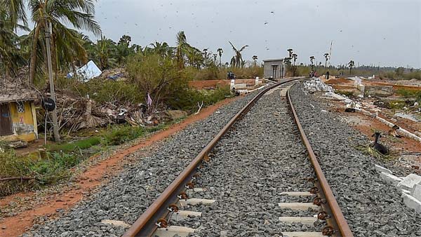 ரயில் தாமதம் ஆனதால் 400 இளைஞர்களுக்கு நேர்ந்த சோகம்... என்ன நடந்தது என தெரிந்தால் கோவப்படுவீர்கள்...