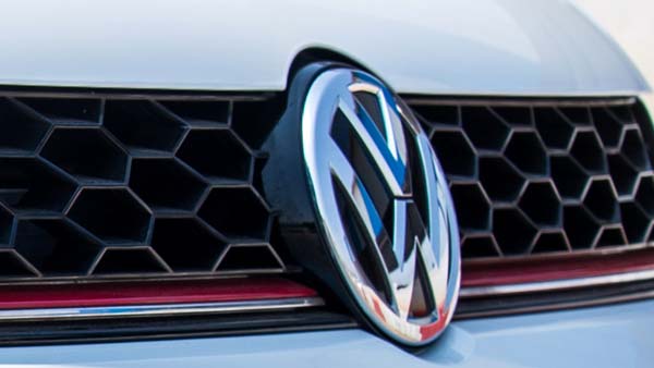 ஃபோக்ஸ்வேகன் இந்தியா நிறுவனத்துக்கு ரூ.100 கோடி அபராதம்: 24 மணிநேரத்தில் செலுத்த கெடு!