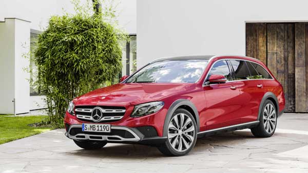 கோர விபத்தில் வாலிபர் பலி... உடல் எங்கே போனது என தெரிந்தால் நீங்கள் அதிர்ச்சியடைவது உறுதி... கோர விபத்தில் வாலிபர் பலி... உடல் எங்கே போனது என தெரிந்தால் நீங்கள் அதிர்ச்சியடைவது உறுதி...