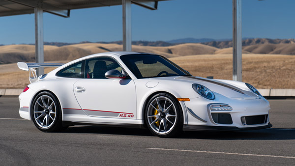 தனது 10 கார்களை திடீரென விற்பனை செய்யும் வாட்ஸ் அப் நிறுவனர்.. காரணம் தெரிந்தால் ஆச்சரியப்படுவீர்கள்