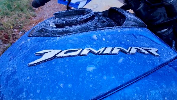 உயிரை பணயம் வைத்து இந்த இடத்தில் இந்திய கொடியை நாட்டிய இளைஞர்கள்... சாதனைக்கு உதவிய பைக் இதுதான்