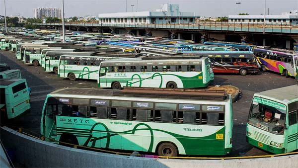 வாய்க்காலில் கவிழ்ந்து விபத்து... காரணம் தெரிந்தால் இனி அரசு பேருந்துகளில் பயணிக்கவே மாட்டீர்கள்... 