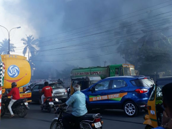 சென்னையில் 200 கார்கள் தீயில் நாசமானதன் பகீர் பின்னணி... கிடைக்கப்போகும் இன்சூரன்ஸ் தொகை இதுதான்...
