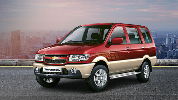 அரசு பள்ளிக்கு மாணவர்கள் வர கார், டீசல்.. இந்த ஆசிரியர் செலவழிக்கும் தொகை தெரிந்தால் ஆச்சரியம் உறுதி