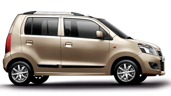 அரசு பள்ளிக்கு மாணவர்கள் வர கார், டீசல்.. இந்த ஆசிரியர் செலவழிக்கும் தொகை தெரிந்தால் ஆச்சரியம் உறுதி