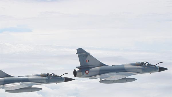 தரமான சம்பவத்தை நடத்திய மிராஜ் 2000 போர் விமானத்தின் சிறப்புகள்!