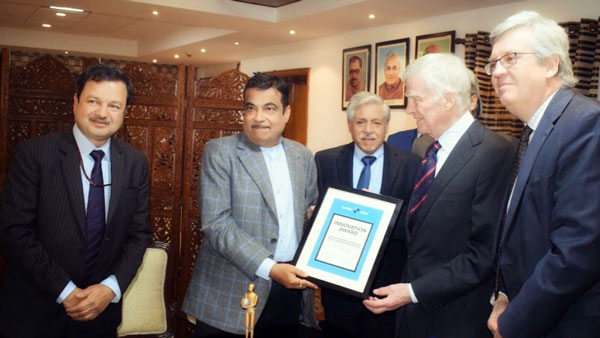 வாகன பாதுகாப்பை மேம்படுத்த நடவடிக்கை எடுத்த மத்திய அரசுக்கு உயரிய விருது!