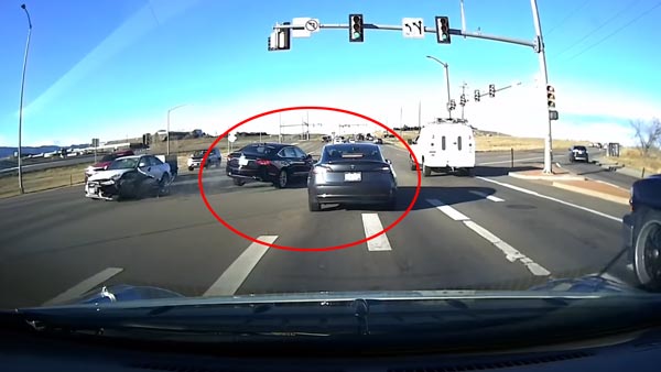 டெஸ்லா தானியங்கி கார்