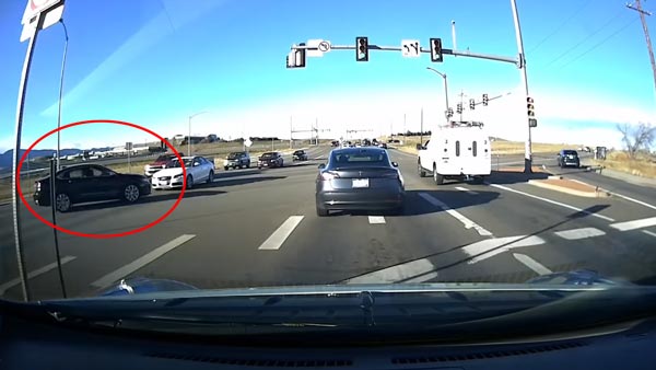 டெஸ்லா தானியங்கி கார்