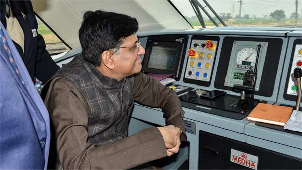 தமிழகத்தை புறக்கணித்த மத்திய அரசுக்கு அவமானம்... மோடியின் சாதனை என தம்பட்டம் அடித்த பாஜக கப்சிப்...