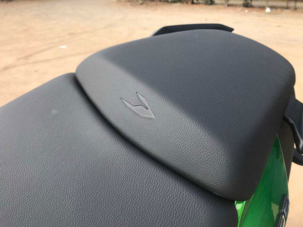 மிக மலிவான விலையில் களமிறங்கும் புதிய பஜாஜ் டோமினார் 400... எவ்வளவு என தெரிந்தால் ஆச்சரியம் உறுதி...