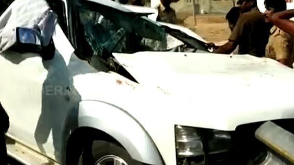 காரில் ஏற்பட்ட இந்த சிறு கோளாறுதான் 4 பேர் உயிரை பறித்தது? என்னவென்று தெரிந்தால் அதிர்ச்சியடைவீர்கள்