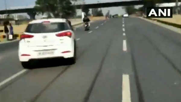 தவறு செய்த வாலிபரை நிறுத்த ஸ்பைடர் மேனாக மாறிய கேப் டிரைவர்... வைரலாகும் அதிர்ச்சி வீடியோ...