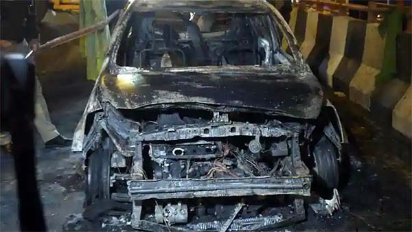 2 மகள்களுடன் இளம்பெண் தீயில் கருகி பலியானதற்கு காரணம் இதுதான்... திடுக்கிடும் தகவல்கள் வெளியானது...