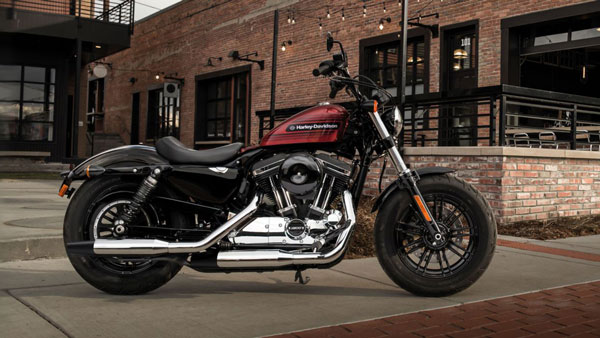 மேம்படுத்தப்பட்ட அம்சங்களுடன் 2 புதிய ஹார்லி டேவிட்சன் மாடல்கள் அறிமுகம்!