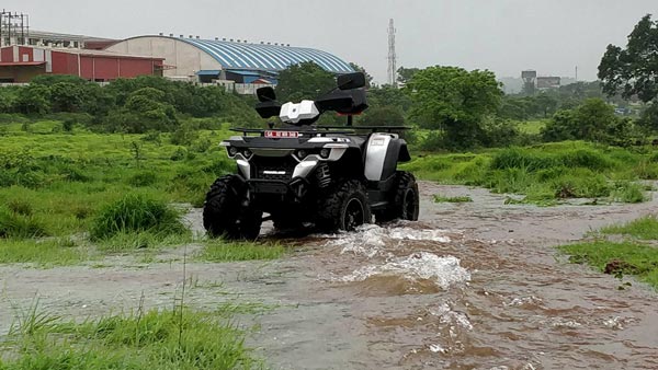 சாதாரண சாலையிலும் பயன்படுத்தக்கூடிய இந்தியாவின் முதல் ஏடிவி வாகனம்!