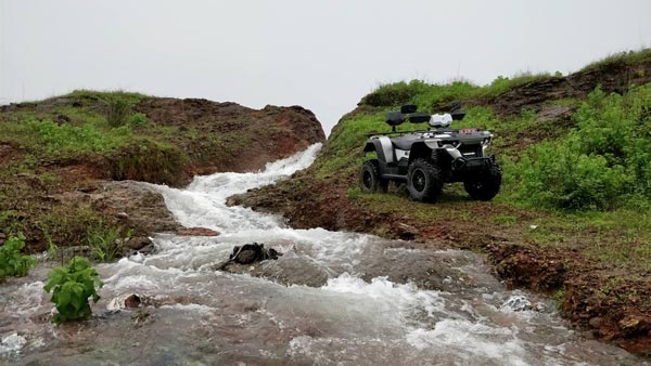 சாதாரண சாலையிலும் பயன்படுத்தக்கூடிய இந்தியாவின் முதல் ஏடிவி வாகனம்!