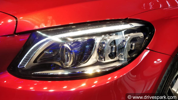 மெர்சிடிஸ் ஏஎம்ஜி சி43 கூபே காரின் சிறப்பு அம்சங்கள் ஒரு பார்வை