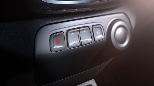 வாடிக்கையாளர்களின் தலையில் இடியை இறக்கிய கார் நிறுவனங்கள்... வெளியான அதிர்ச்சி அறிவிப்பு இதுதான்...