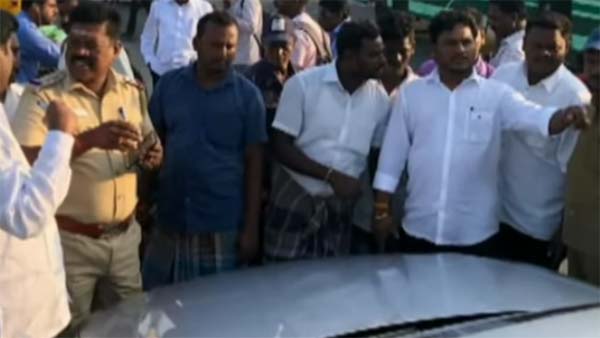 டோல்கேட்டில் வைத்து வேல் முருகனை தாக்க முயன்றதற்கு காரணம் இதுதான்... திடுக்கிடும் தகவல் வெளியானது...