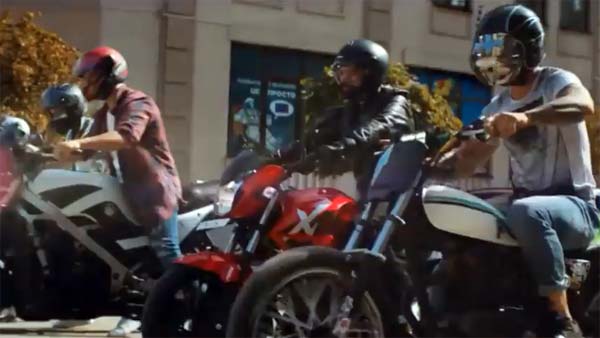 ஹீரோ பைக் விளம்பரத்தால் வந்த தலைவலி: சர்ச்சையில் சிக்கிய இந்திய கிரிக்கெட் அணி கேப்டன்!