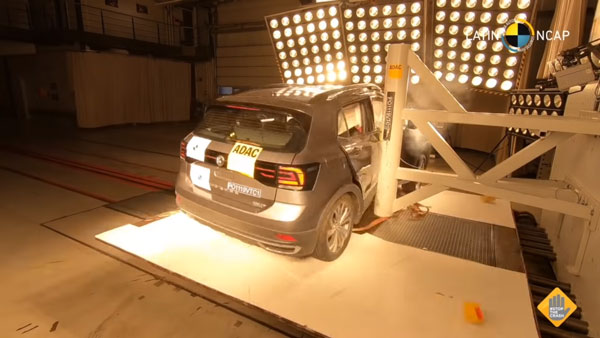 க்ராஷ் டெஸ்டில் புதிய சாதனைப் படைத்த ஃபோக்ஸ்வேகன் டி கிராஸ் கார்! 