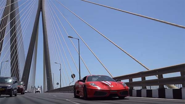 இந்தியாவின் முதல் ஃபெராரி காரை மடக்கிய போலீஸார்: ஏன் என தெரிந்தால் அதிர்ந்து போவீர்கள் - வீடியோ...!