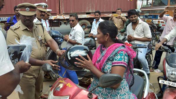 இந்தியாவையே திரும்பி பார்க்க வைக்கும் அறிவிப்பை வெளியிட்ட தமிழக அரசு.. உச்சகட்ட மகிழ்ச்சியில் மக்கள்