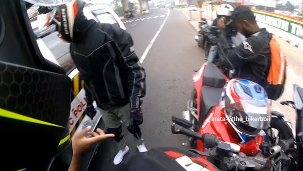 இளைஞர்களின் இதயங்களை வென்ற காவல் துறை அதிகாரி... சமூக வலை தளங்களில் வைரலாகும் வீடியோ...