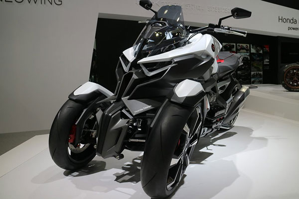 ஐரோப்பாவில் ஹோண்டாவின் மூன்றுசக்கர ஸ்கூட்டருக்கு காப்புரிமை!