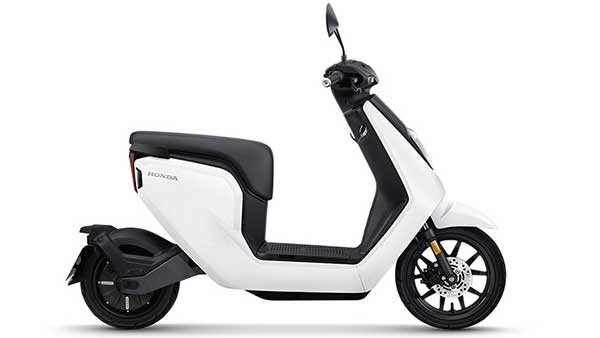 கண்காட்சியில் அனைவரையும் ஈர்த்த ஹோண்டாவின் புதிய பேட்டரி ஸ்கூட்டர்: கூடுதல் விவரங்கள்!