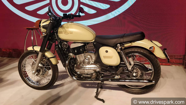 ஜாவா பைக் குறித்து வெளியான திடுக்கிடும் தகவல்... பணம் கட்டி முன்பதிவு செய்தவர்கள் கடும் அதிர்ச்சி...