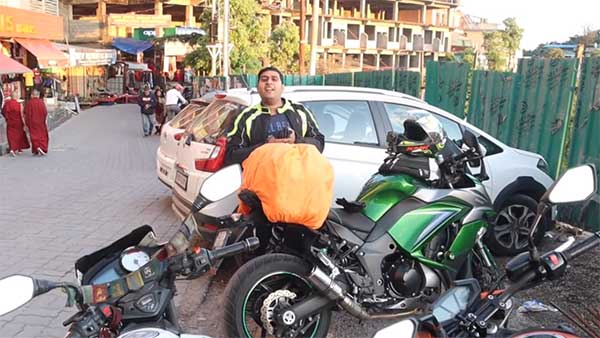 என்ன இதுல புல்லட்ட விட அதிகமா சத்தம் வருது: போலீஸின் அறியாமையால் அவதிக்குள்ளான பைக்கர்கள் -வீடியோ!