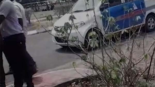 கேரள கல்லூரியில் அனுமதி பெறாமல் ஆட்டோ ஷோ... மாடிபிகேஷன் செய்யப்பட்ட 10 பைக்குகள் பறிமுதல்...